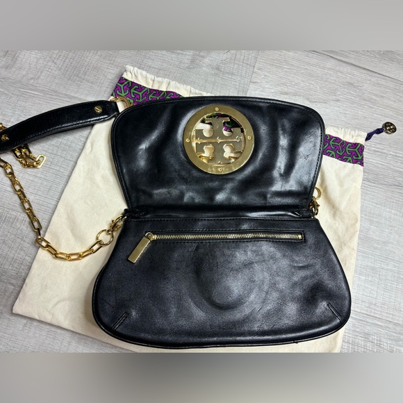 Tory burch Gold Metal logo Black Flap Crossbody - Picture 4 of 9